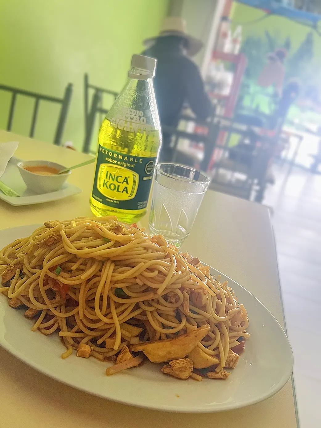 Plate with Spaghetti in chinies Bistro