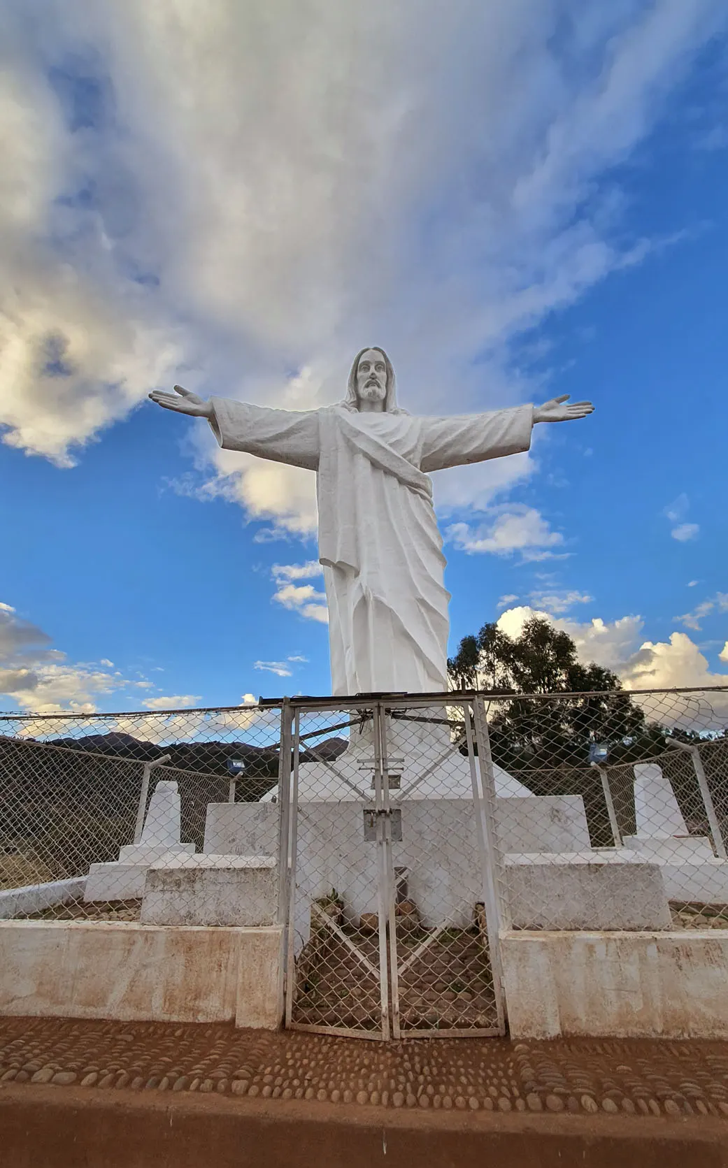 statue of Jesus
